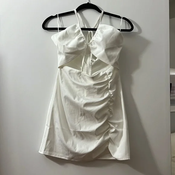 Zara | Dresses | Zara White Mini Dress Halter Top With Cut Our Detail New With Tags Size M | Poshmark Zara | Dresses | Zara White Mini Dress Halter Top With Cut Our Detail New With Tags Size M | Poshmark